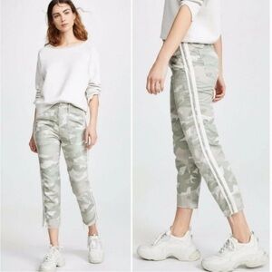 MOTHER The Shaker Chop Crop Fray Pant Desert Camo Print Casual Women’s 29